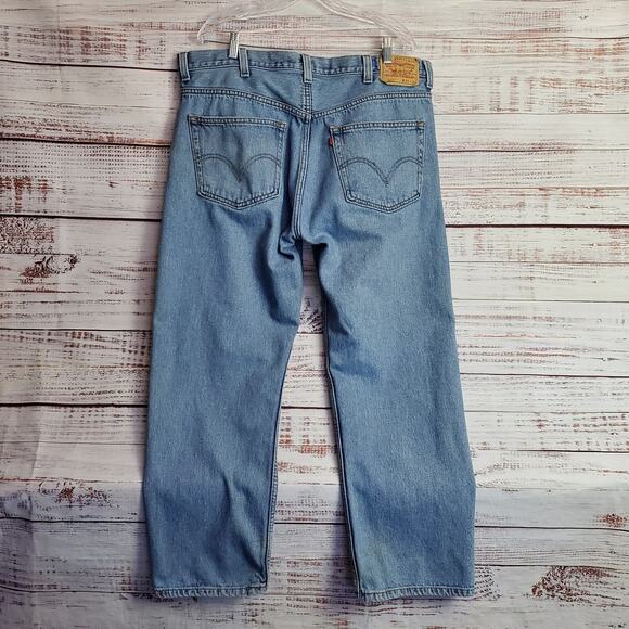 Levi's Men's 505 Jeans Size 40X28 Light Wash Regular Fit Rugged Gorpcore Outdoor - Picture 2 of 12